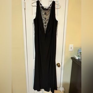 Adrianna Papell PLUS SIZE BLACK DRESS